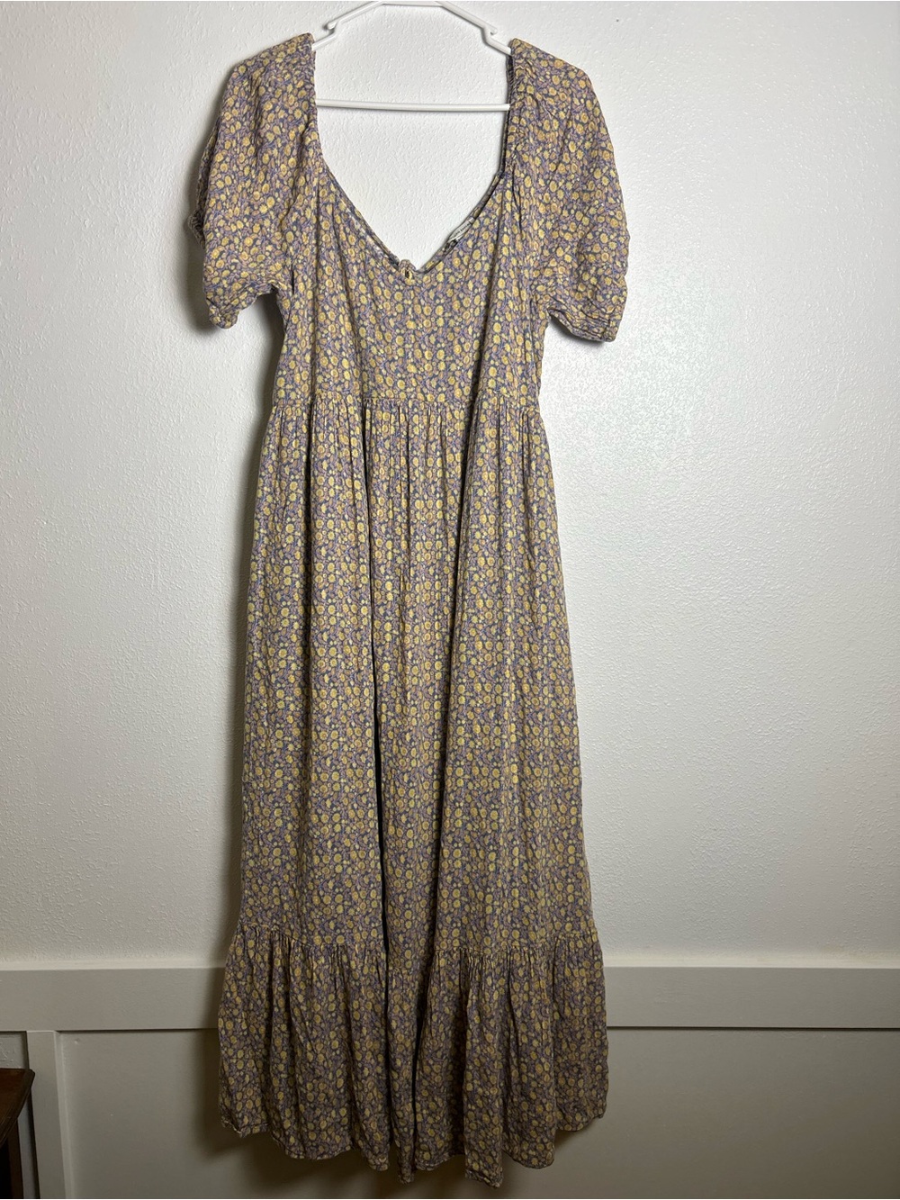 Floral Puff-Sleeve Maxi Dress in Lavender and Yellow